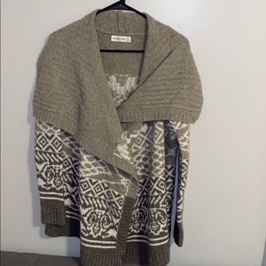 Women’s Abercrombie & Fitch Cardigan Size Small